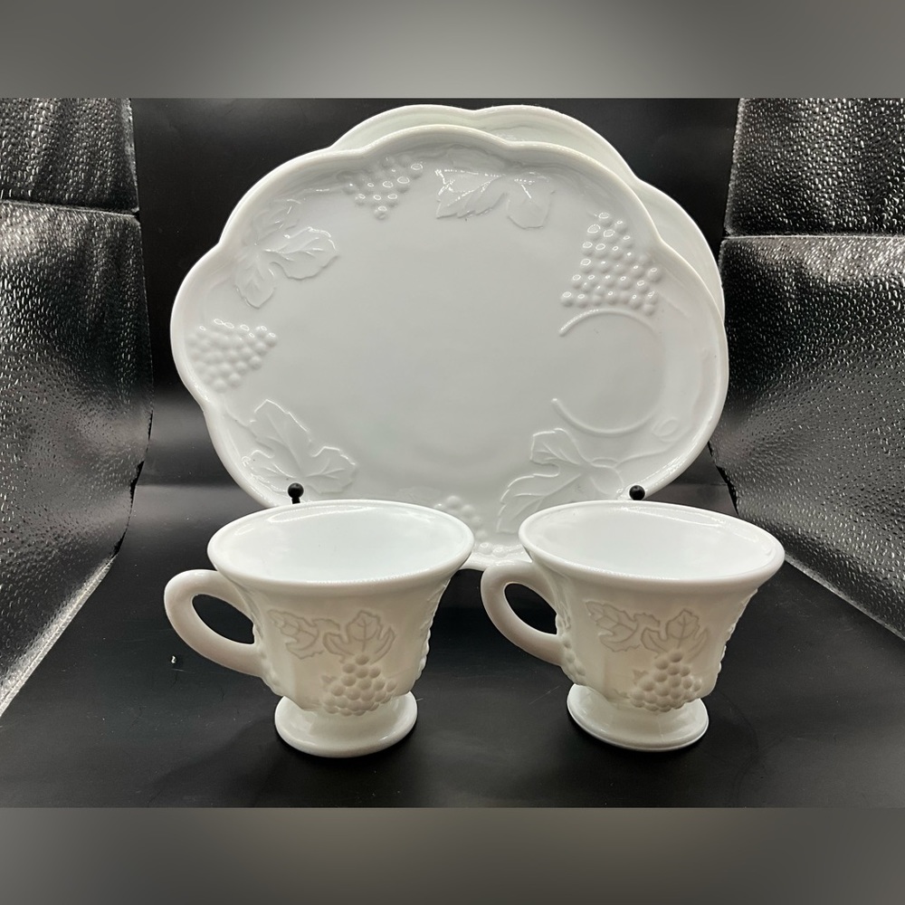 Milk Glass Indiana glass Harvest Grape Hostess Set Of 2
